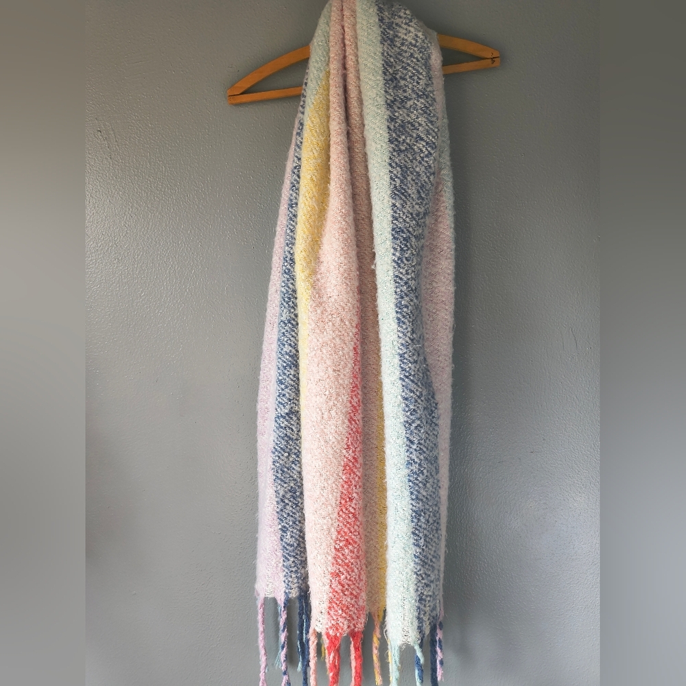 Multicolor Woven Oversized Scarf